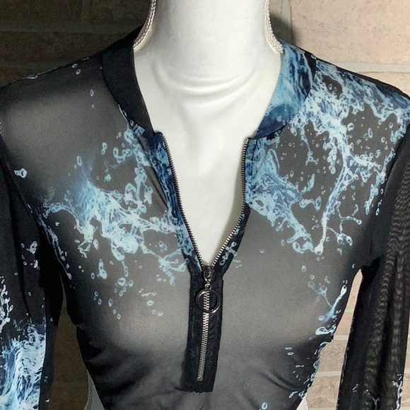 Kimcine Curve - Sz S - high leg sexy bodysuit mesh with electric blue pattern - Picture 7 of 9